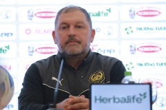 HLV Malaysia tiết lộ 'tay trong' giúp thắng ĐT Việt Nam